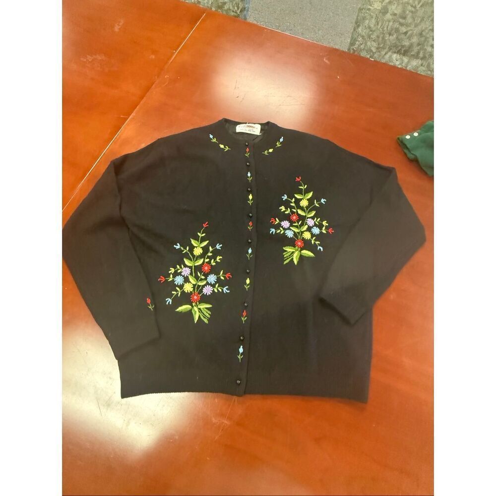 Vintage Cotillion Satin Lined Floral Embroidered Cardigan Sweater sz 44 or US 14